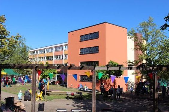 images/Schule_Anbau.jpg