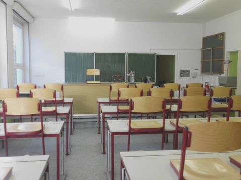 Schule8.JPG